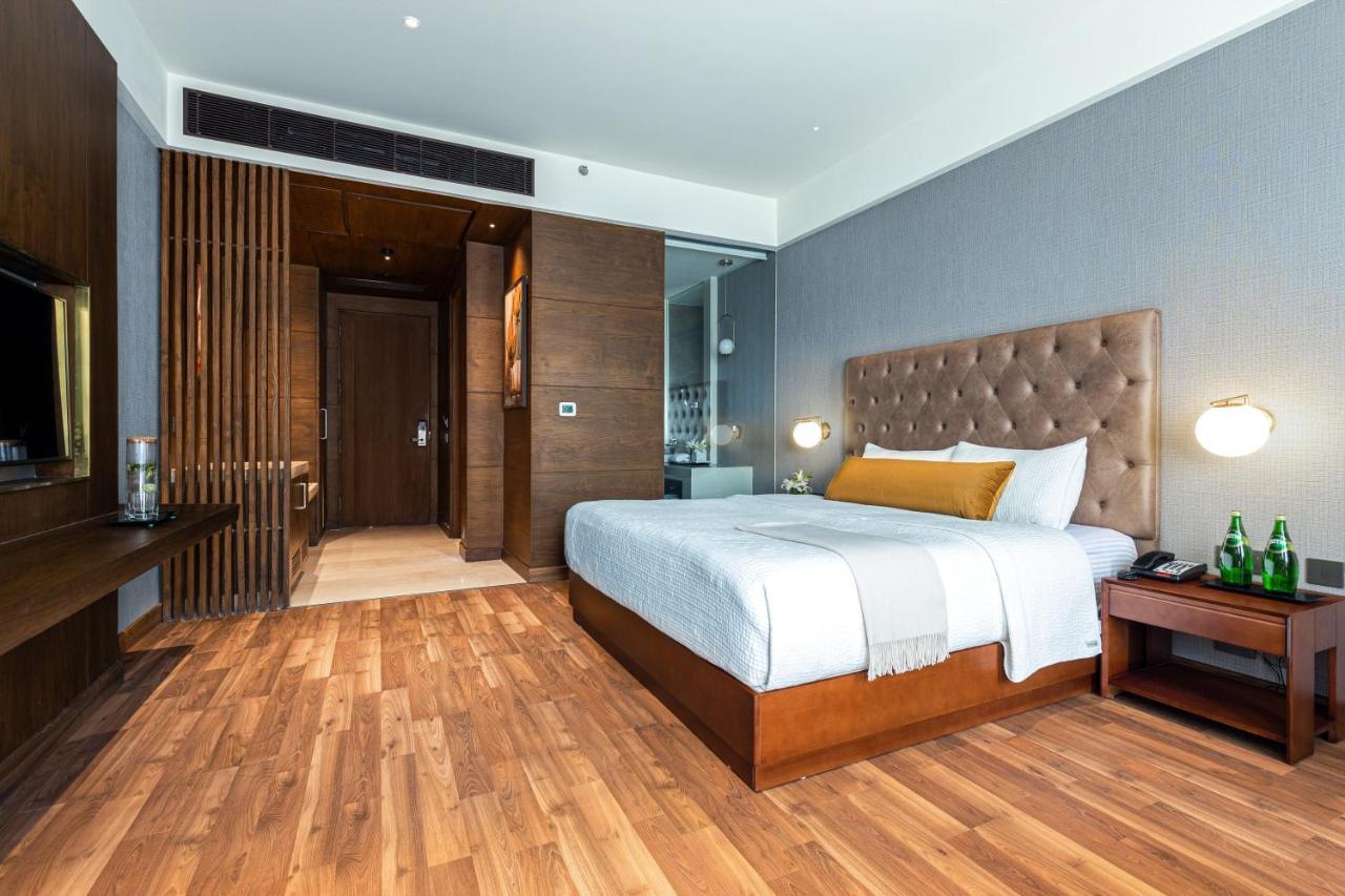 Wyndham Chandigarh Mohali Ngoại thất bức ảnh