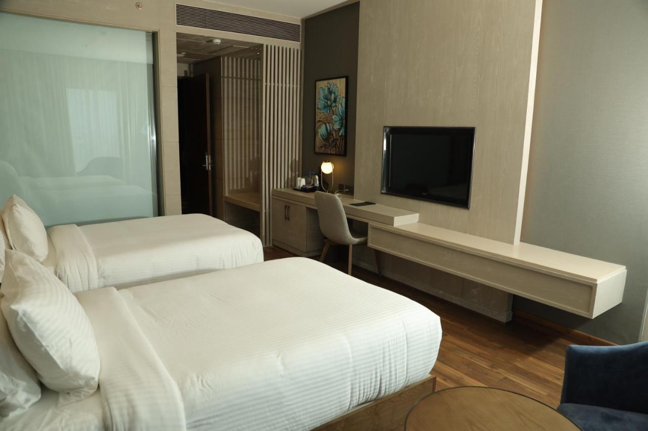 Wyndham Chandigarh Mohali Ngoại thất bức ảnh