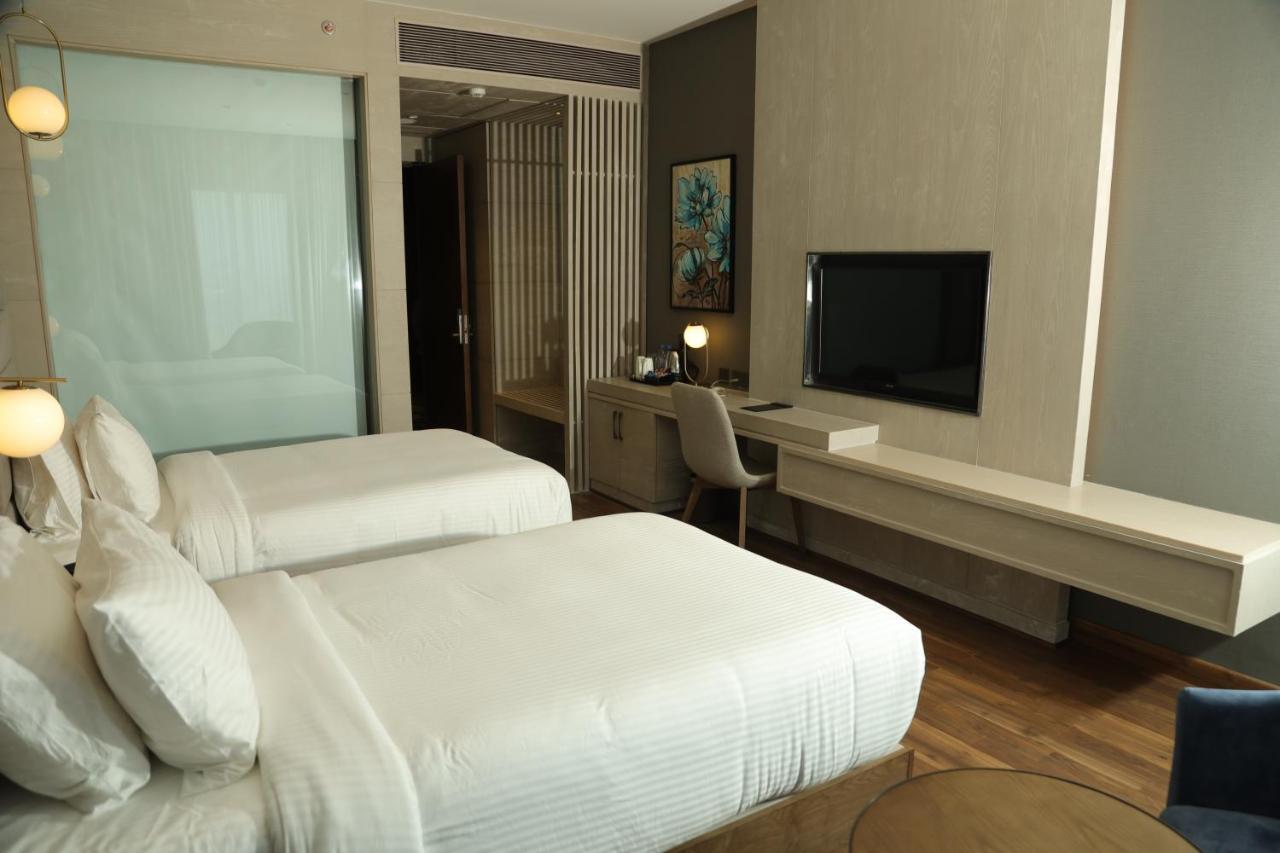 Wyndham Chandigarh Mohali Ngoại thất bức ảnh
