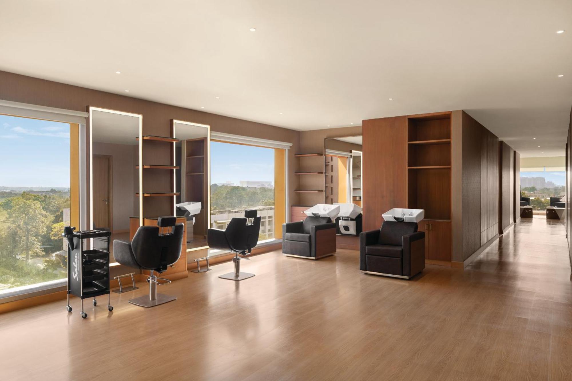 Wyndham Chandigarh Mohali Ngoại thất bức ảnh