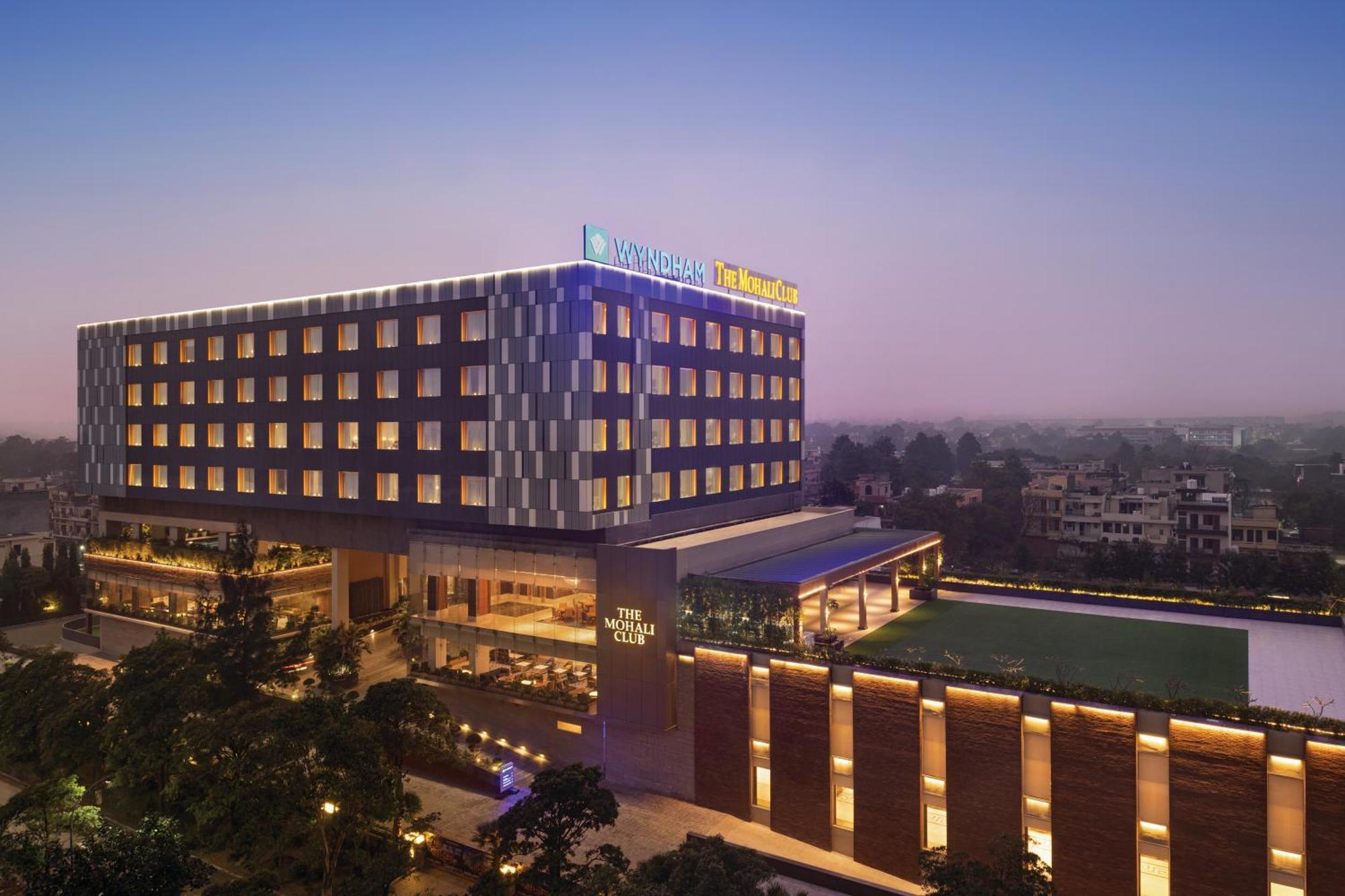 Wyndham Chandigarh Mohali Ngoại thất bức ảnh